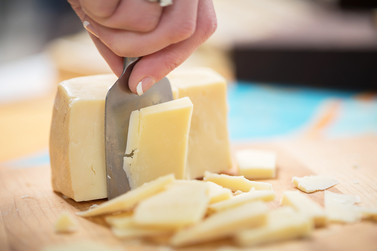Marketplace-CheeseSlicer-SteveKnudsen.jpg