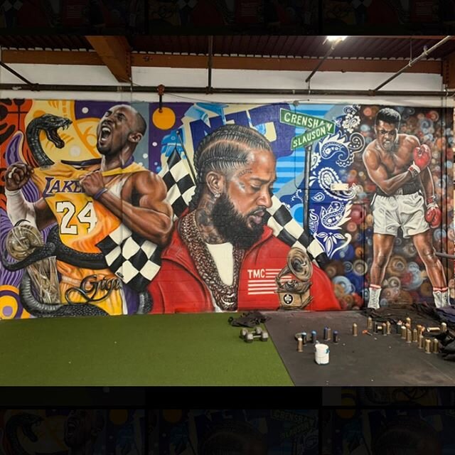 Been working on some new walls in the gym @thelostbreed .  Keepin it inspirational and motivational for everyone working out in there.  LEGENDS never die... #mambamentality #legendsneverdie  #marathoncontinues #floatlikeabutterflystinglikeabee .  @ko