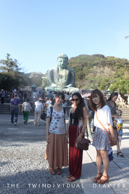 Hernoor with Hiroka and Shiori who we met while studying in Spain.