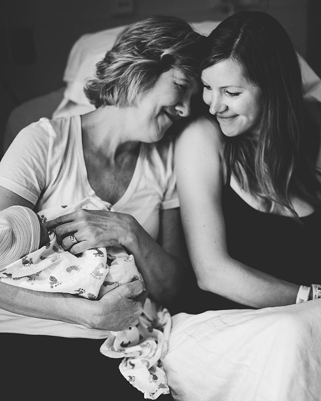 Two mamas and their babies ❤️❤️
.
.
.
.
.
.
.
#stevieferreiraphotography #birth #birthphotography #lifestyle #denverfamilyphotographer #babies #coloradobirthphotographer #ig_kids #mama #coloradofamilyphotographer #familyphotography #instafollow #inst