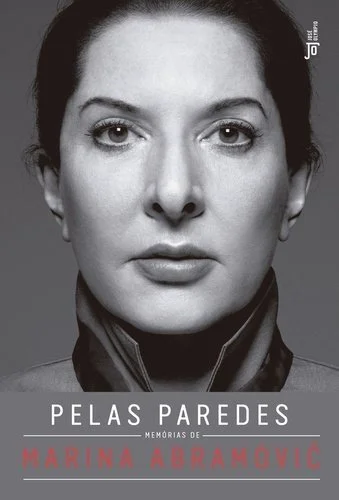 pelas paredes.jpg