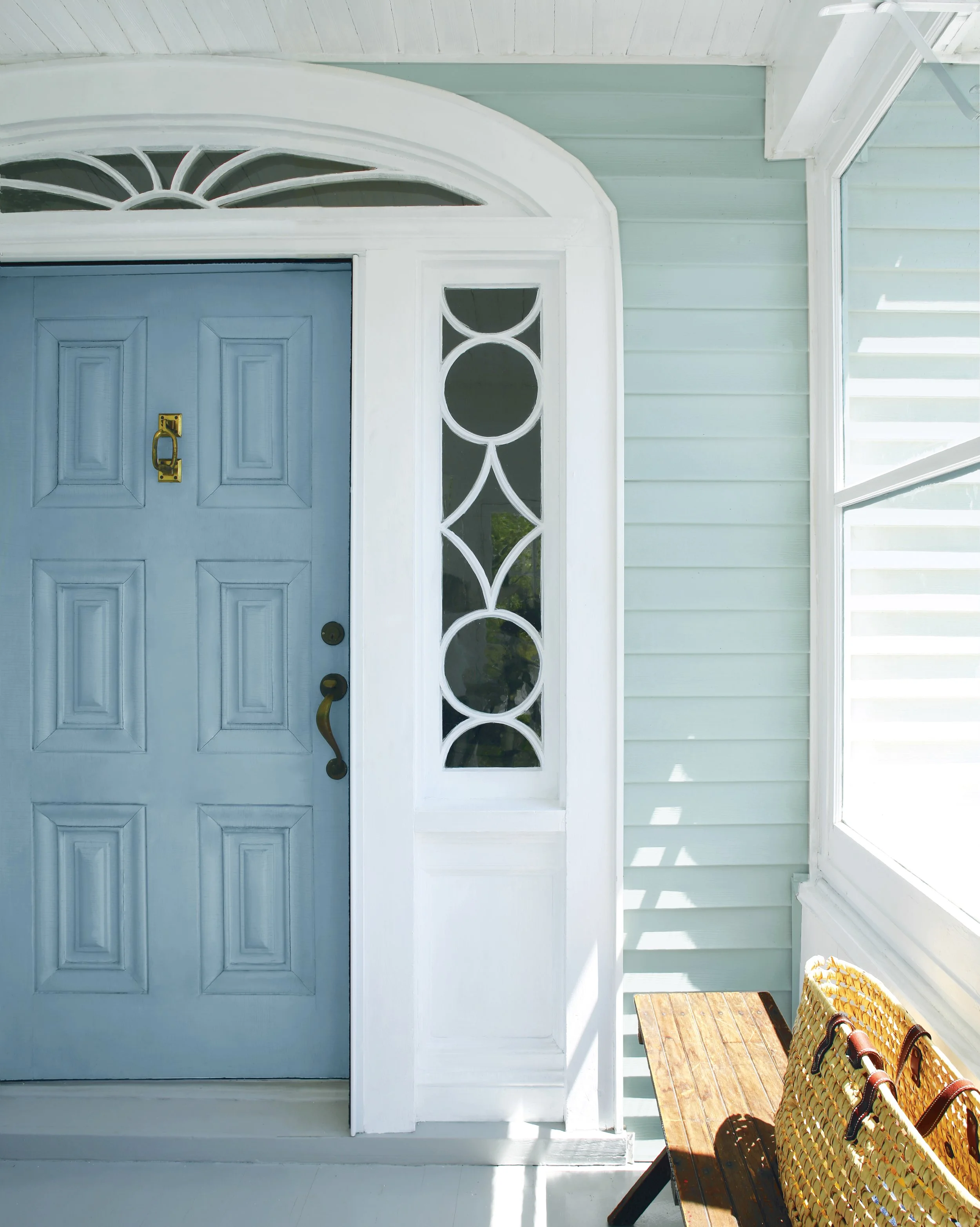 BlueGrayFrontDoorDetail_of_WedgewoodGrayHouse.jpg