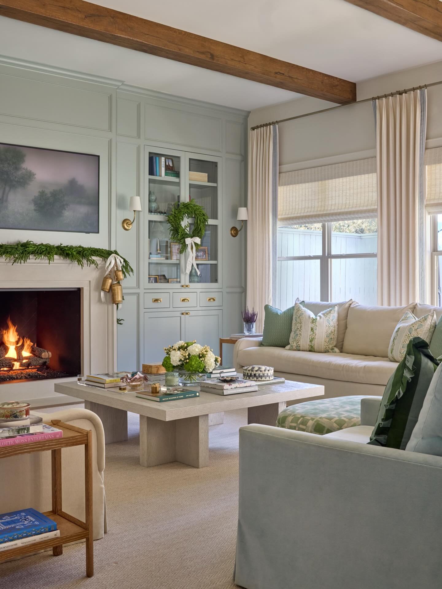 Happy Holidays 💚 The ASI Team! We are grateful to do what we love with the people that make it worth it! 🎄 🫶🏼