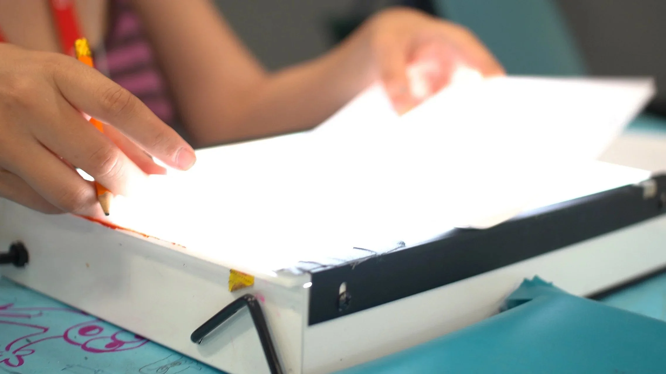 Lightbox_Closeup.jpg