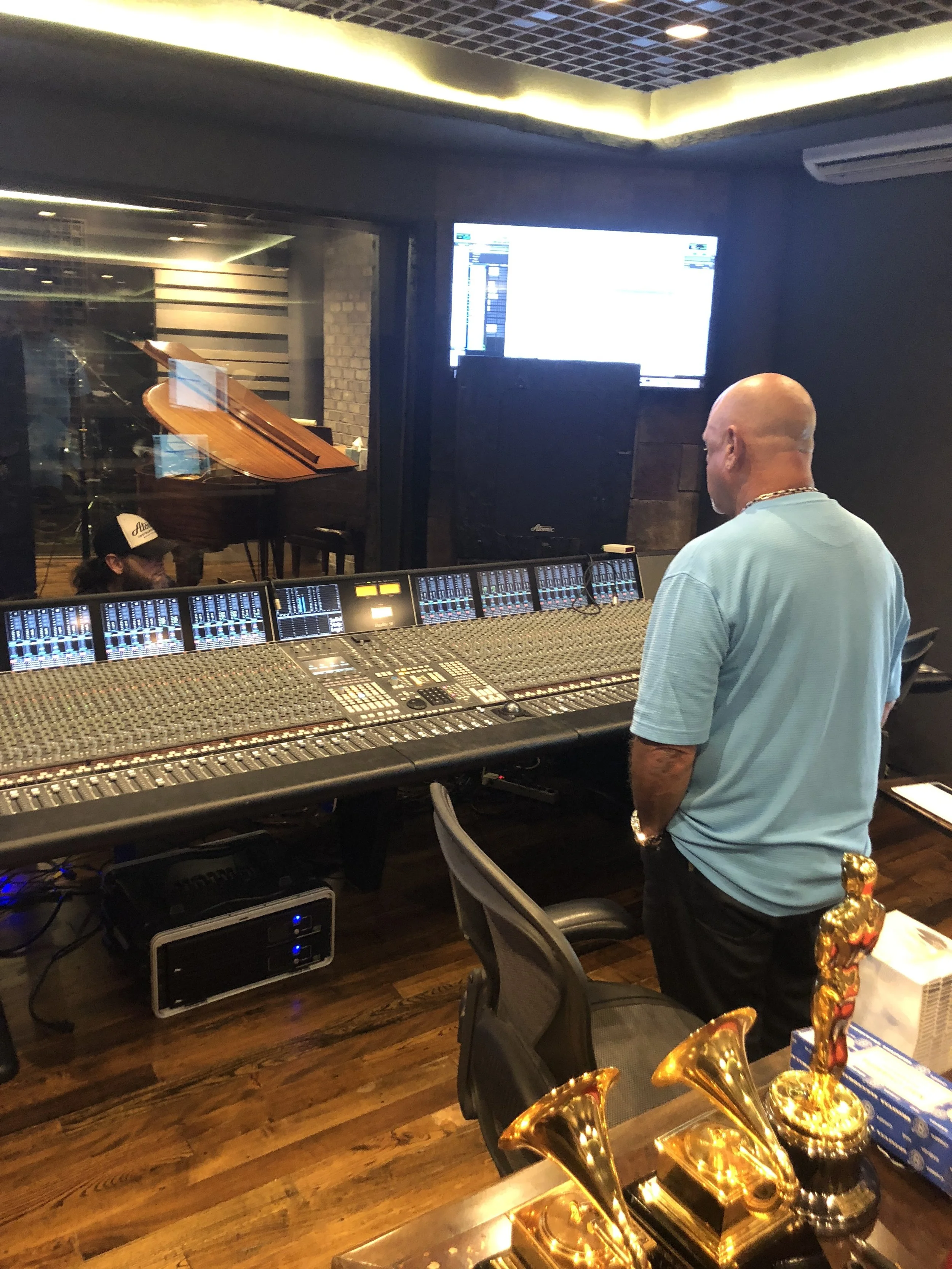 Atomic Reactor II Monitors Installation @ Jeff Bass' Studio.                              6100 Watts!!!