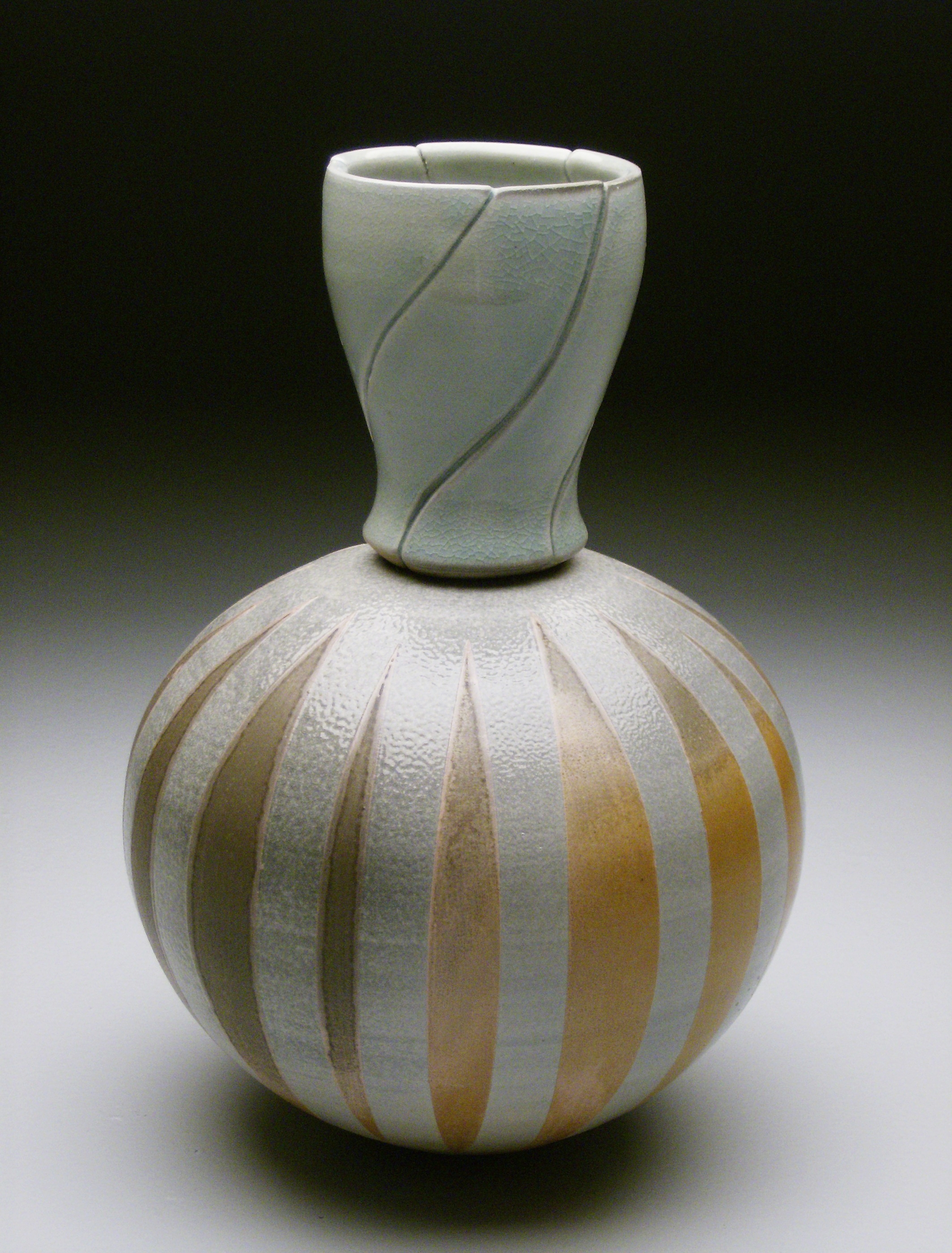 Compound Melon Vase