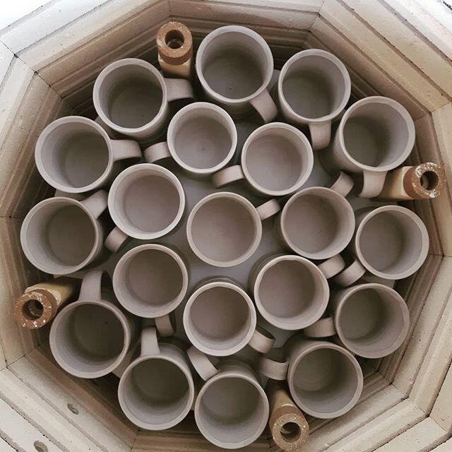 Always love the patterns you find in a tightly packed kiln.  Some of the tumblers on the top shelf are my first round of double-walled to be fired.  Fingers crossed they make it!  One was cast yesterday,  I couldn't help but load it, so anxious to te