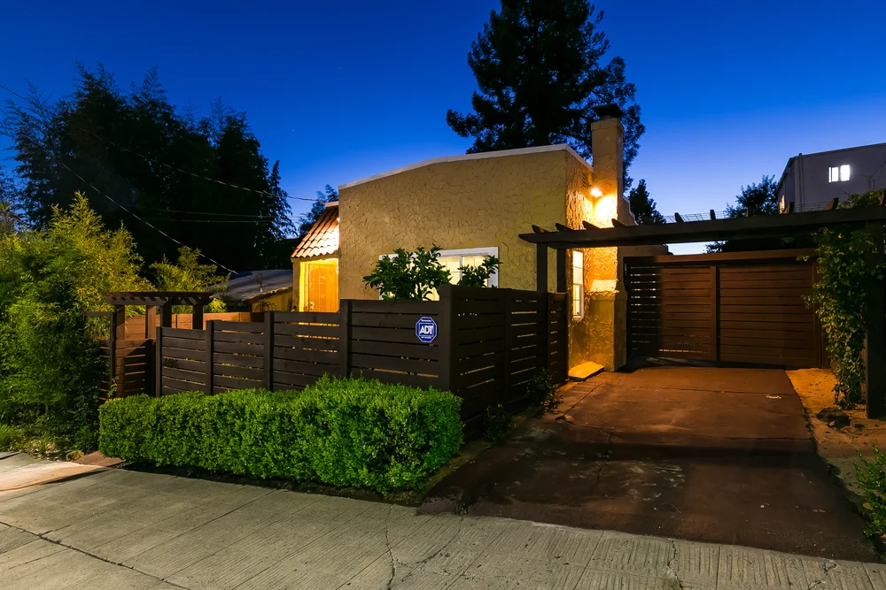 3545 69th Twilight 0060.jpg