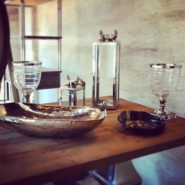 Dining & Entertaining