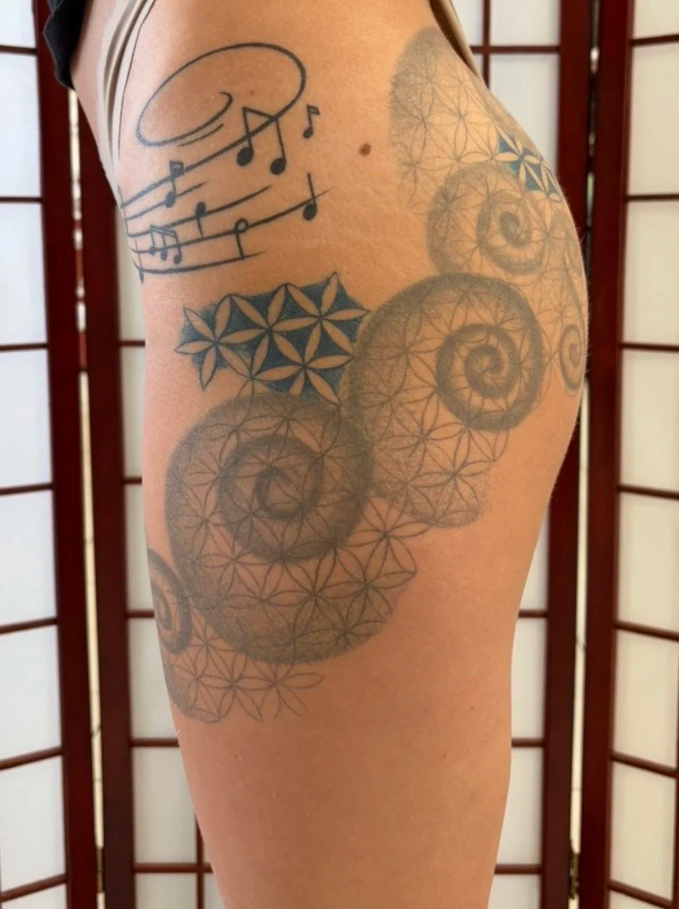  per cover up image 1/3 