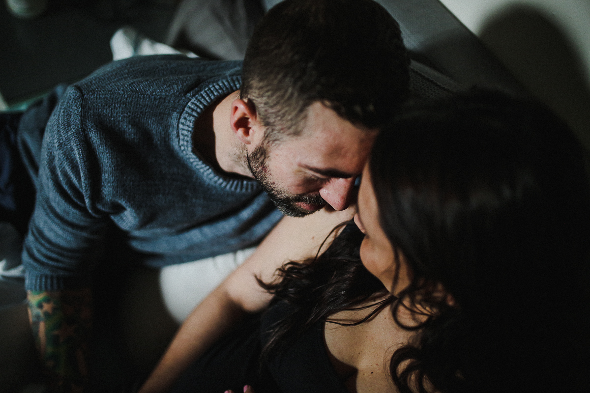 Sydney-Maternity-photography-at-home-15