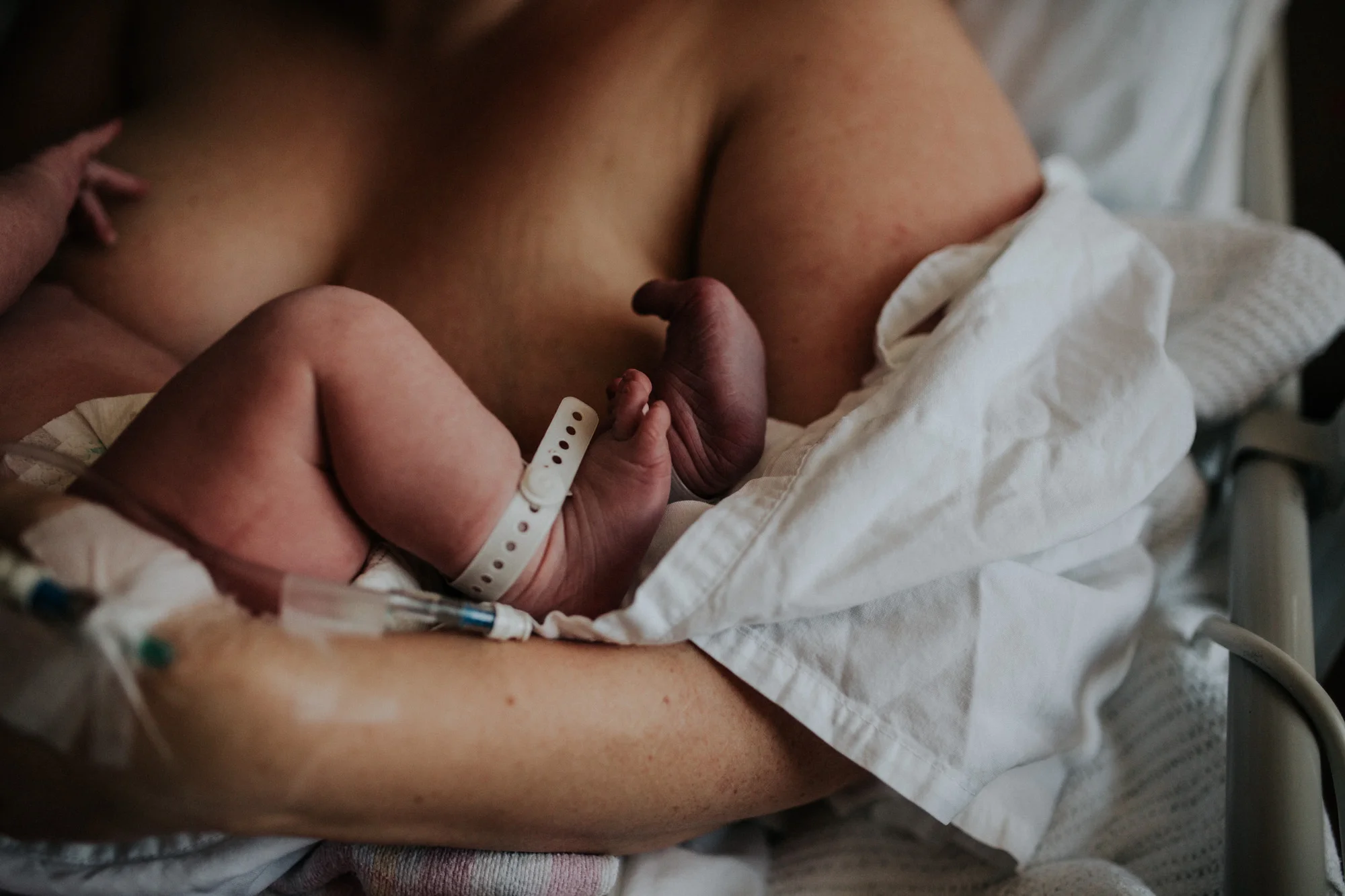 justine-curran-newborn-birth-photography-41.jpg