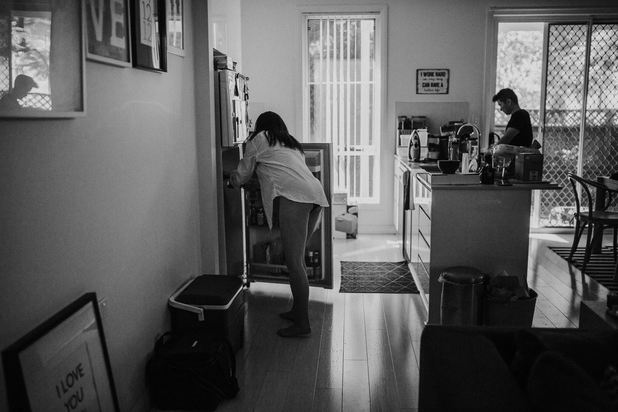 maternity-photography-at-home.jpg