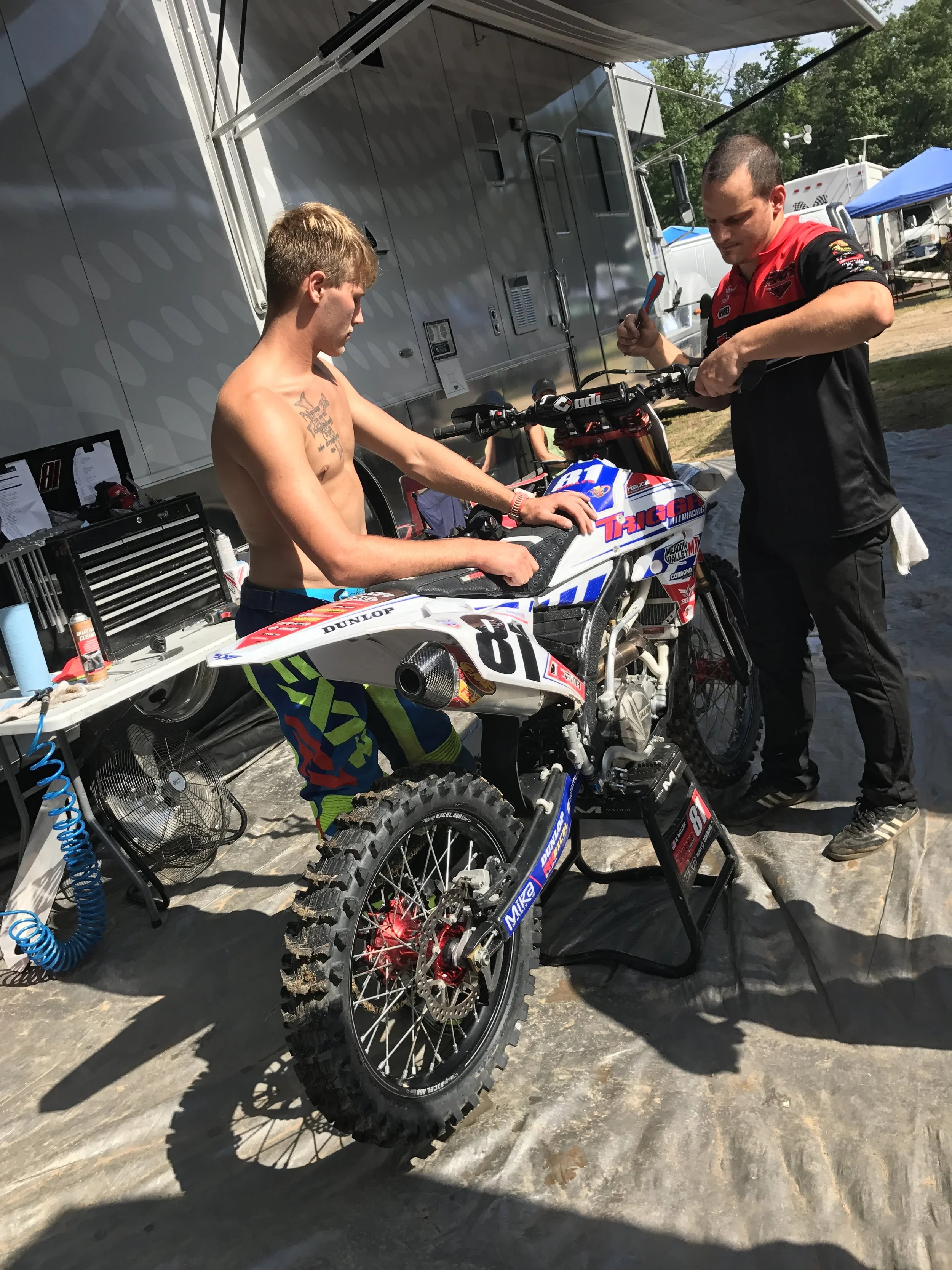 Chas works meticulously to ensure the bike is in tip top shape come race time. Henry and Chas both give direct feedback after each ride and use this to set up the bike as best as possible. With the changing conditions and long duration motos this communication is crucial to proper bike set up. Going up against factory bikes can be tricky, but these two know how to get it done.