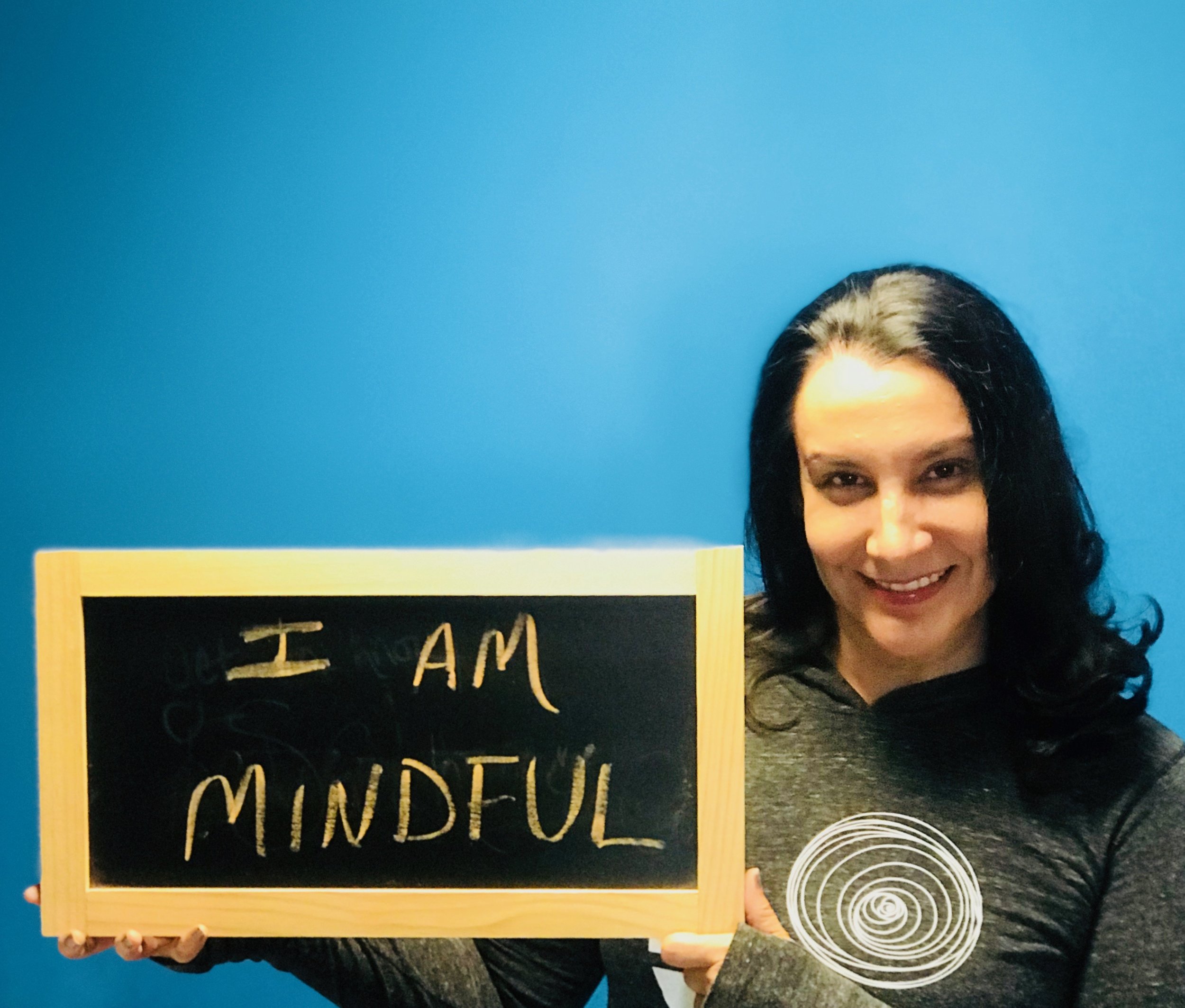 get to know - Christa