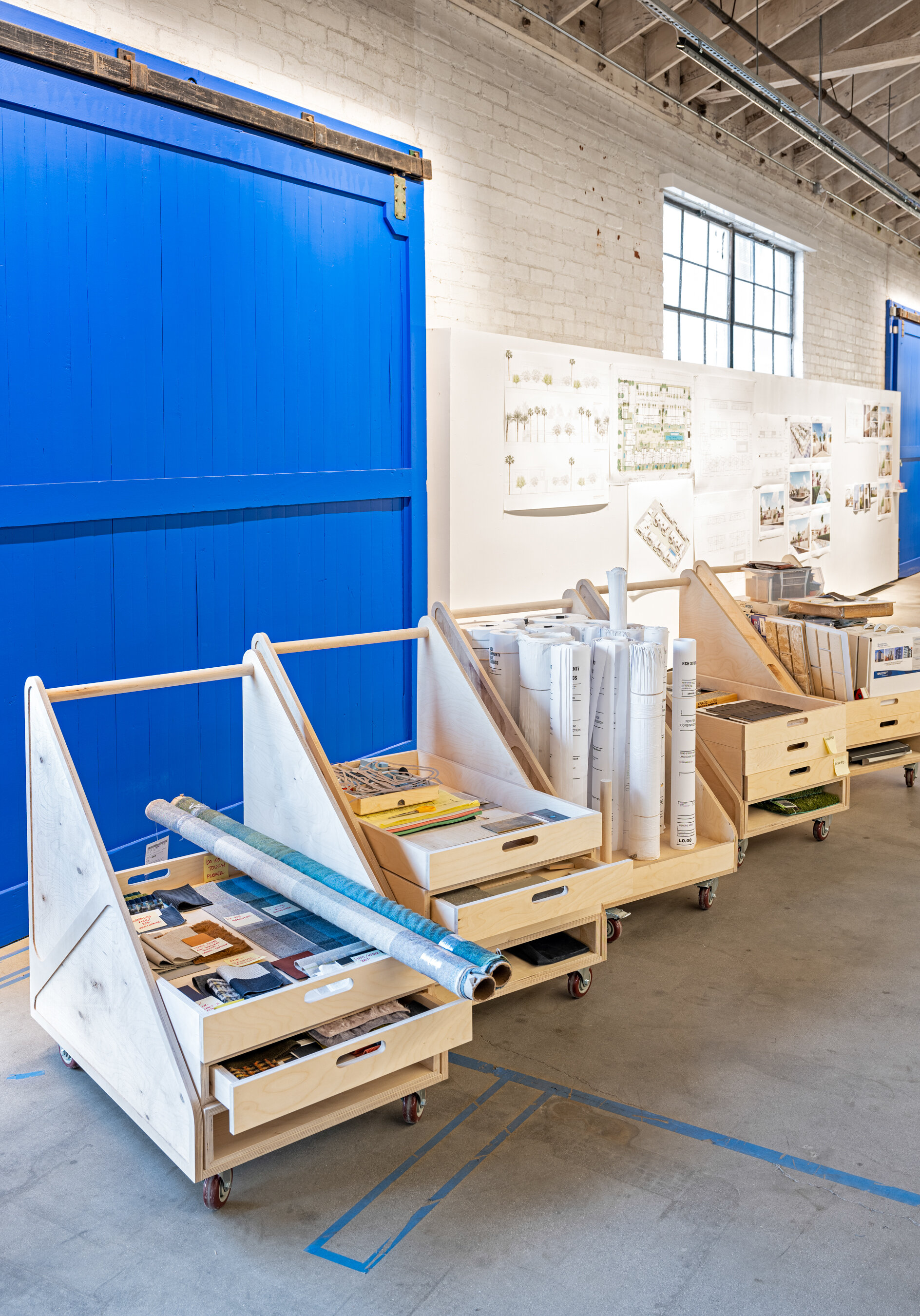 RIOS-3101WExpositionPlace-JasperSanidad-544Media-RollingCarts-17.jpg