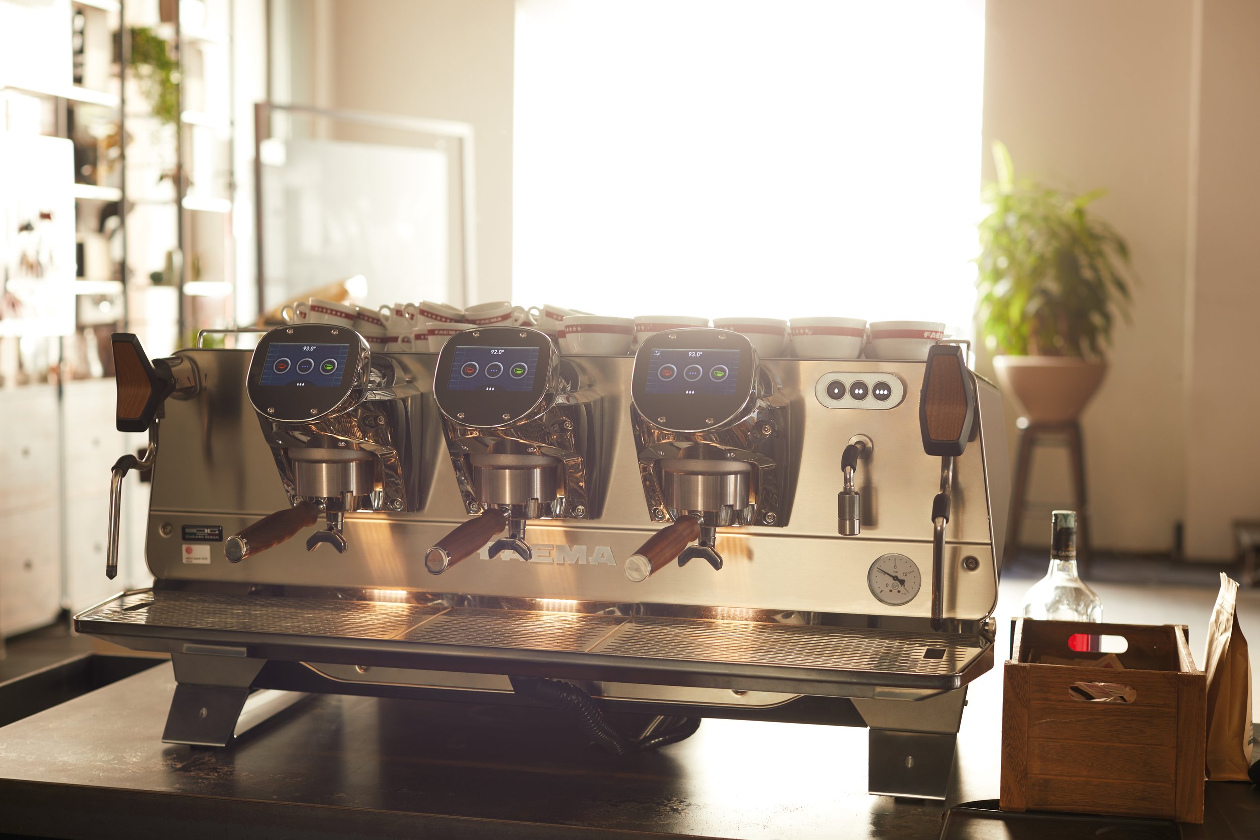 Commercial Coffee Machines for Cafés and Restaurants