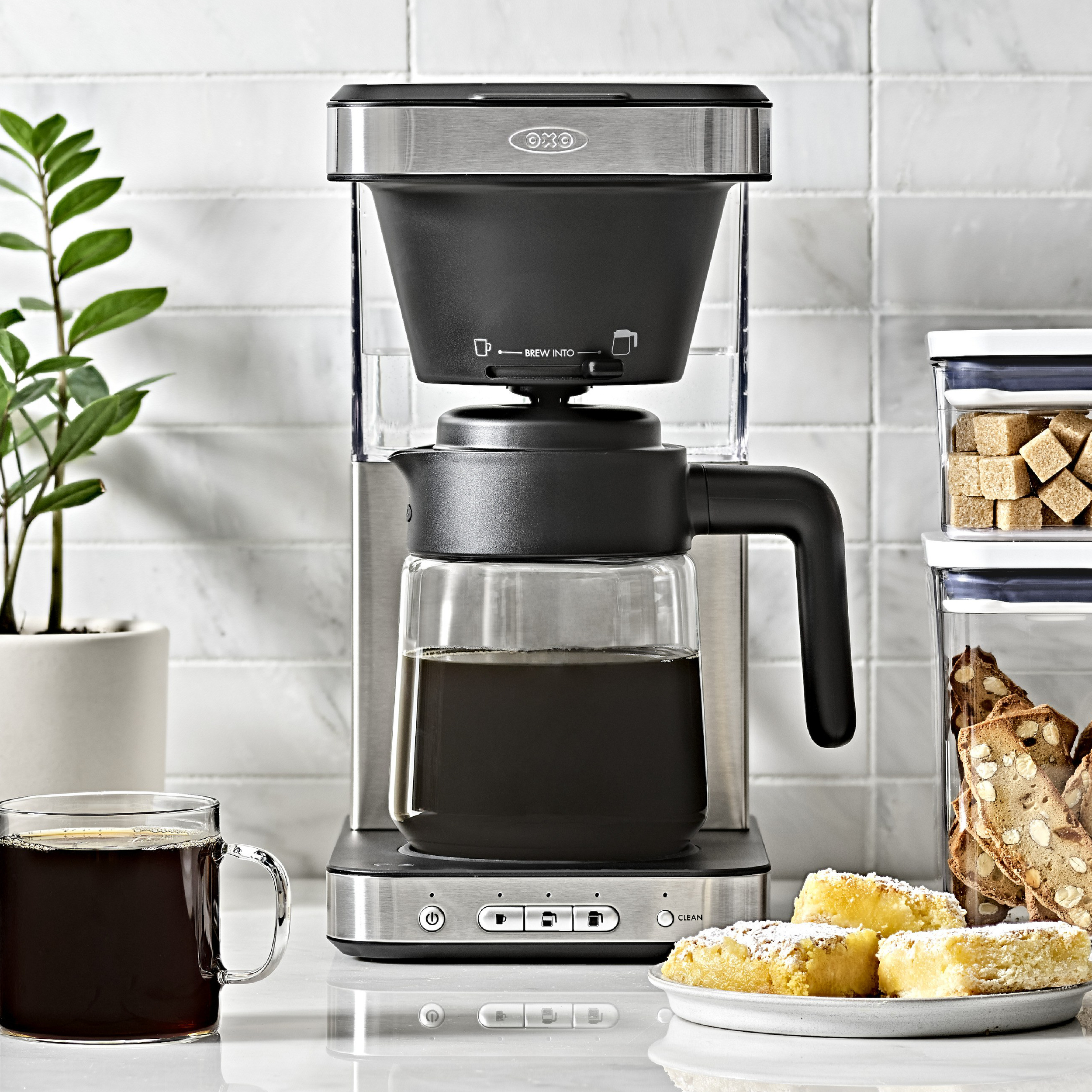 OXO Brew 8-Cup Coffee Maker with Podless Single-Serve Function and Glass Carafe