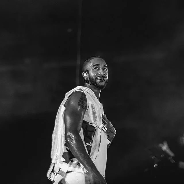 I got this icebox where my heart used to be. <@omarion>
•
•
•
•
•
•
•
•
#bwconcert #b2k #bw #millenniumtour #minnesota #omarion #bnw #igersbnw #instagrambnw #monochromatic #blackandwhiteonly #bnwprofile #