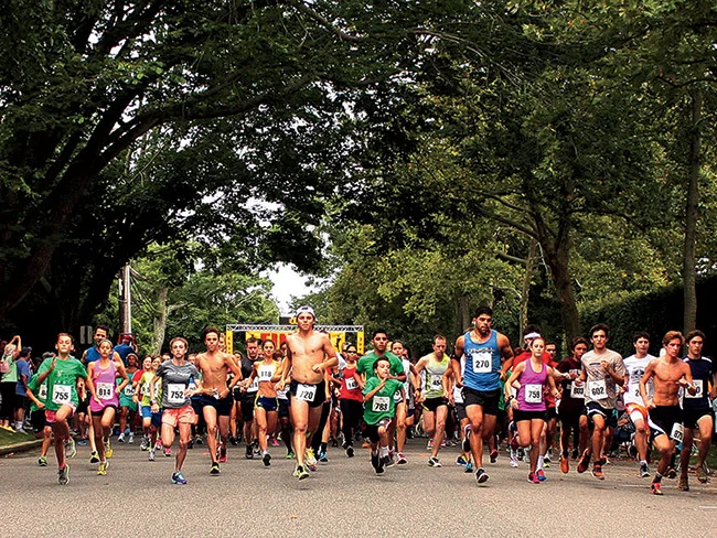 Participants in last year’s Ellen’s Run, sponsored by the Ellen Hermanson Foundation. PHOTOGRAPHY BY RIVALYN ZWEIG