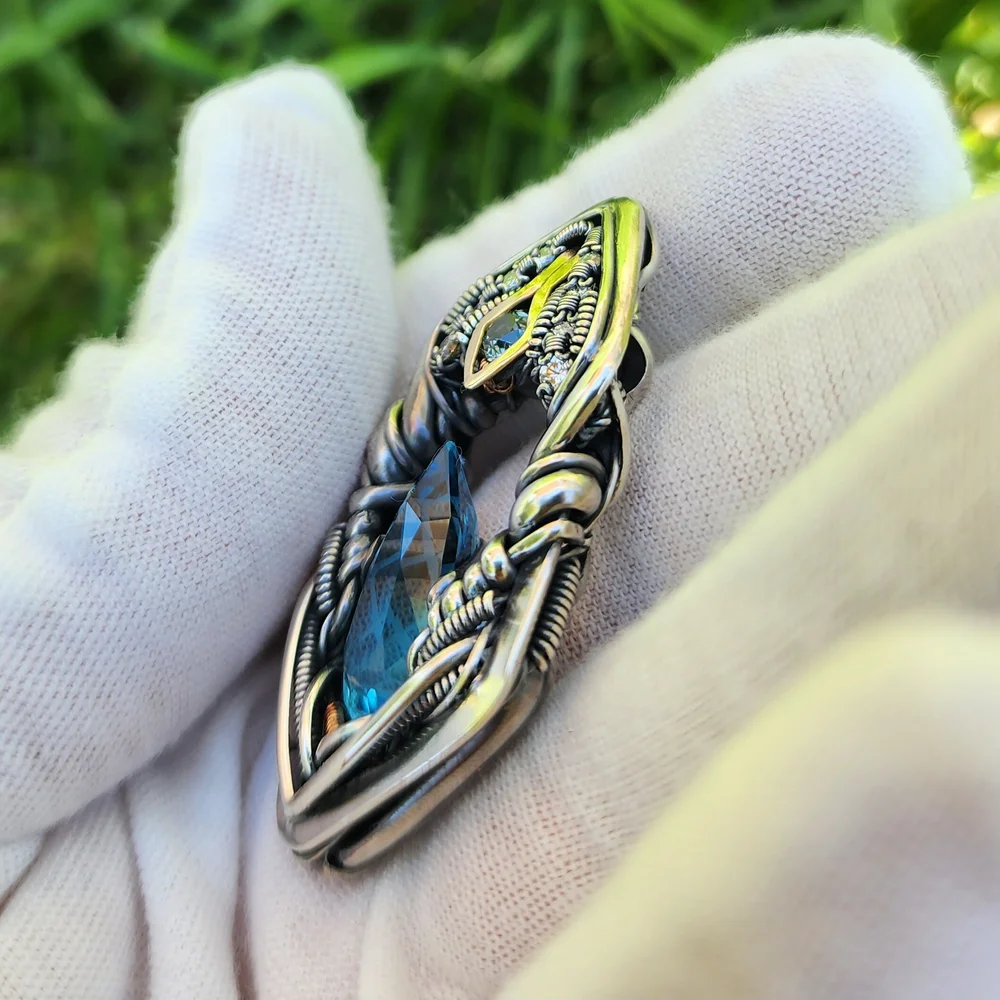Topaz, Sapphire & Diamonds — Miles McDonald - The Art of Wire
