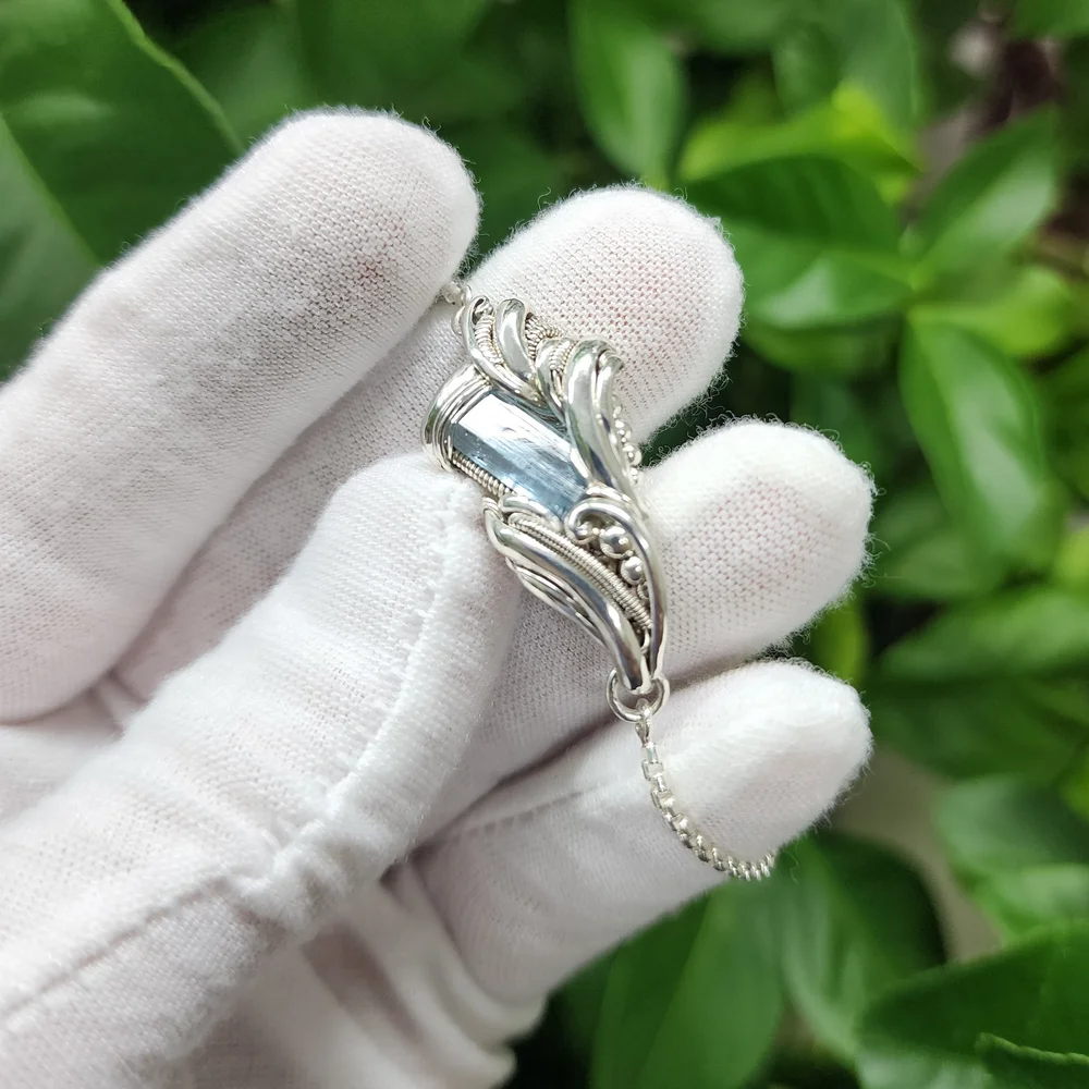 Aquamarine Bracelet — Miles McDonald - The Art of Wire
