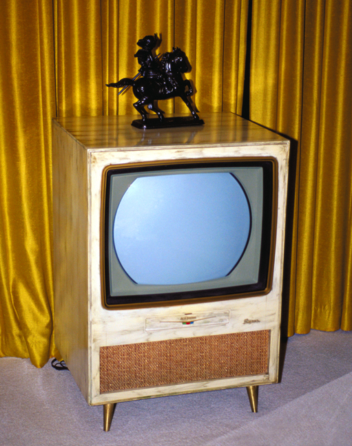 Elvis's Music Room TV, 2003