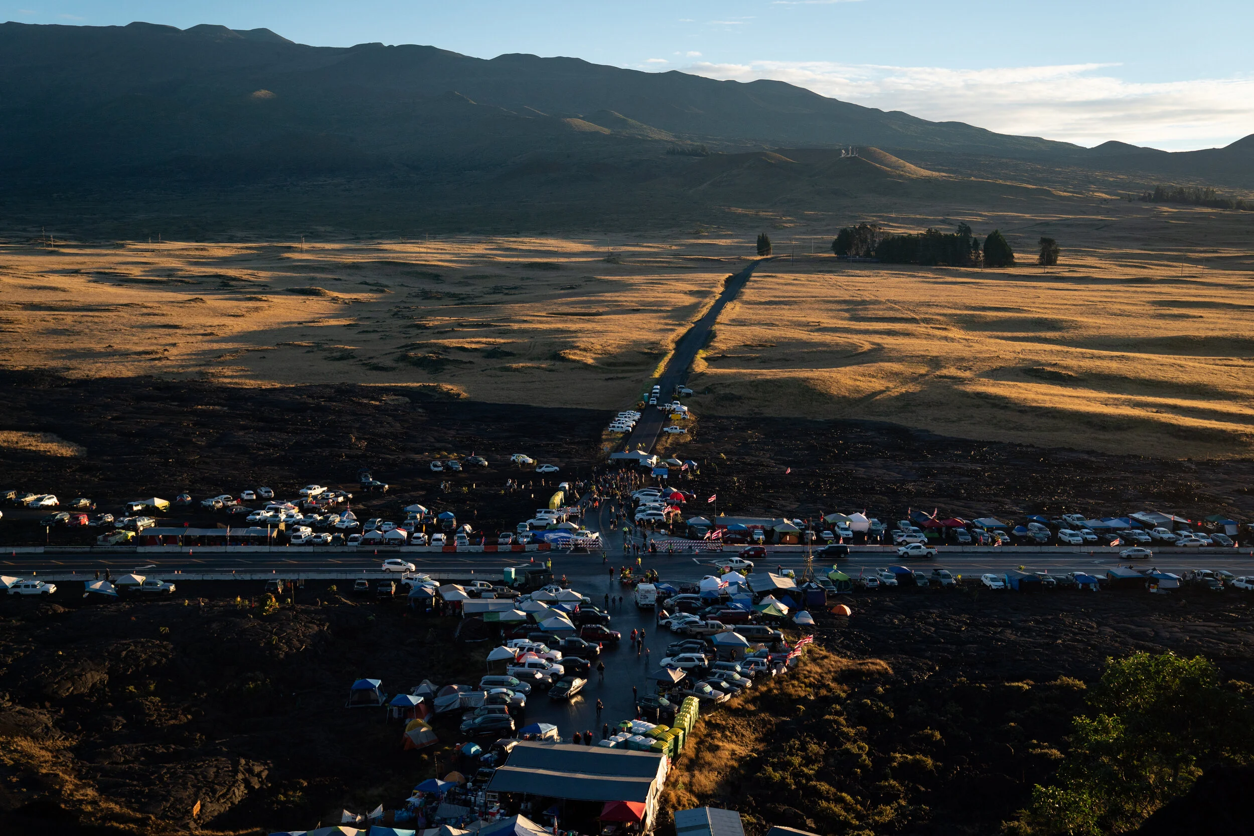 Week one at Pu’uhonua o Pu’uhuluhulu. Today marks lā (day) 100 of Pu’uhonua o Pu’uhuluhulu where the kupuna (elders), keiki (children), and kia’i (protectors) have stood to protect Mauna Kea.