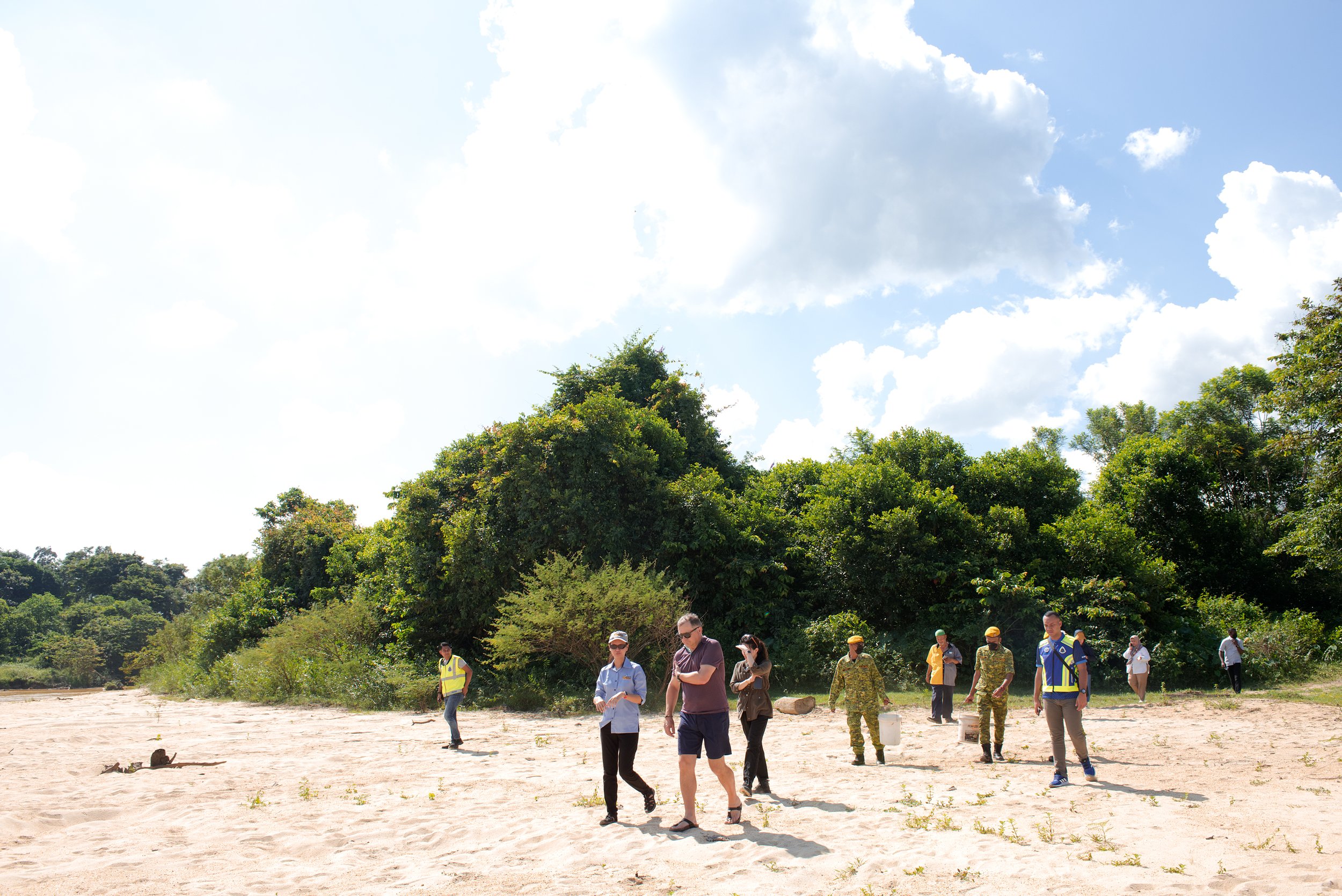 Charles Hey, British High Commissioner to Malaysia, visiting the riverbank where TCS releases terrapins.