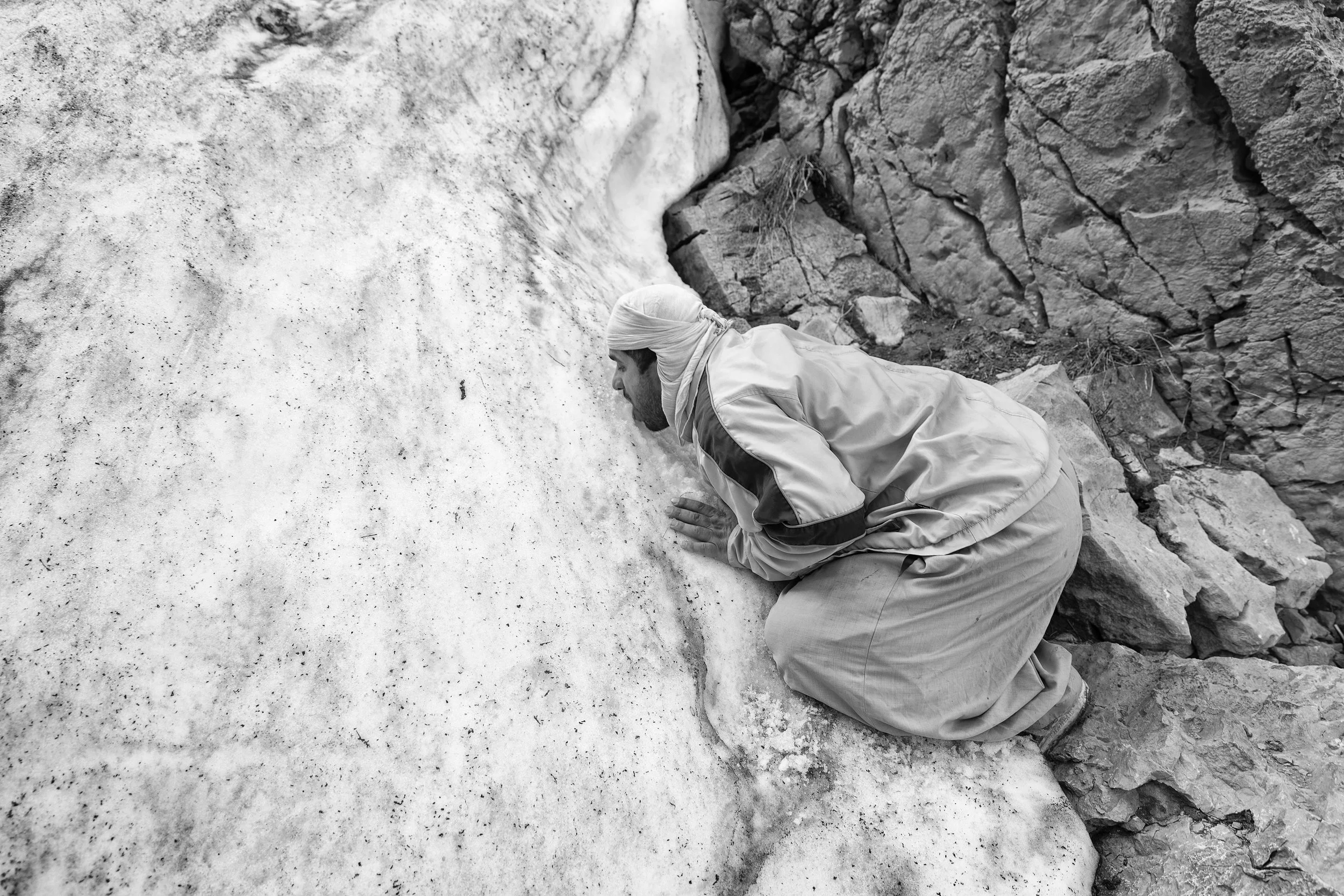 01- Ebrahimalipoor -  Bullets have no borders03.JPG