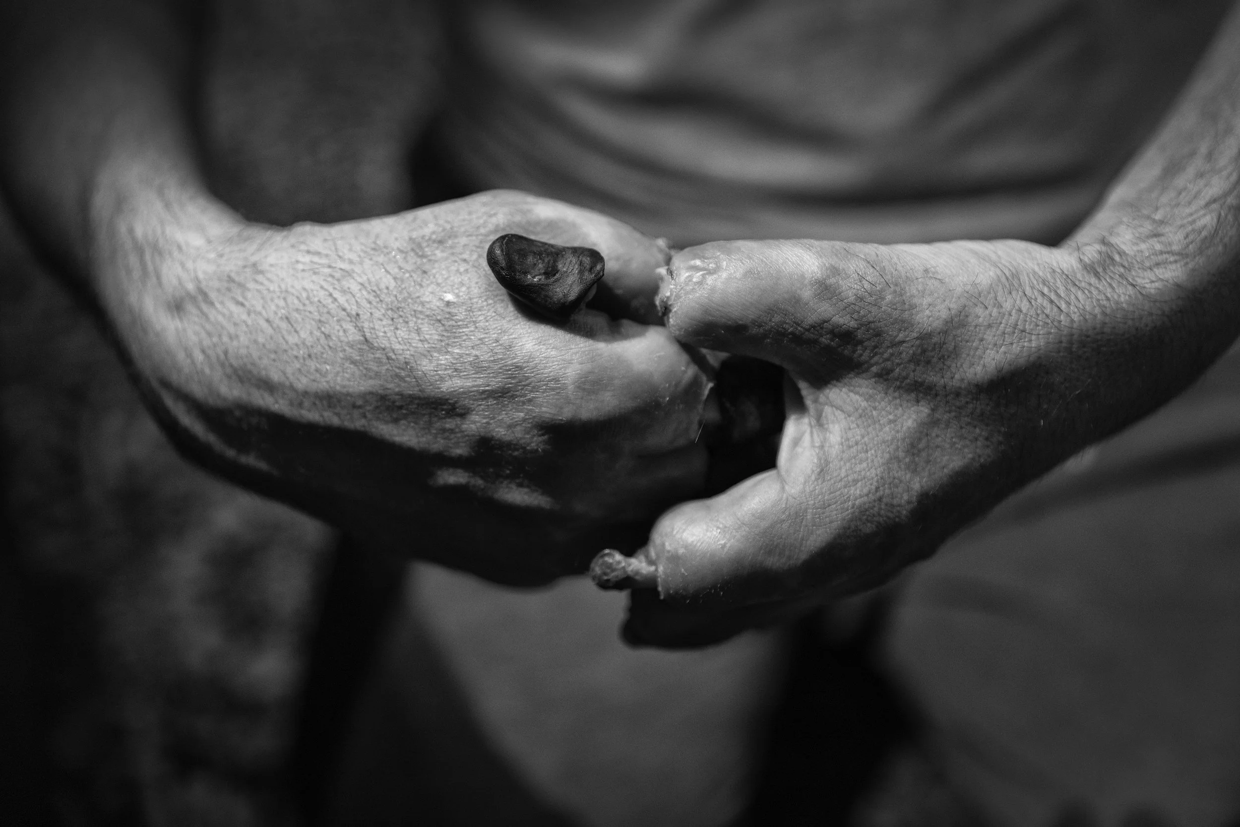 01- Ebrahimalipoor -  Bullets have no borders17.JPG