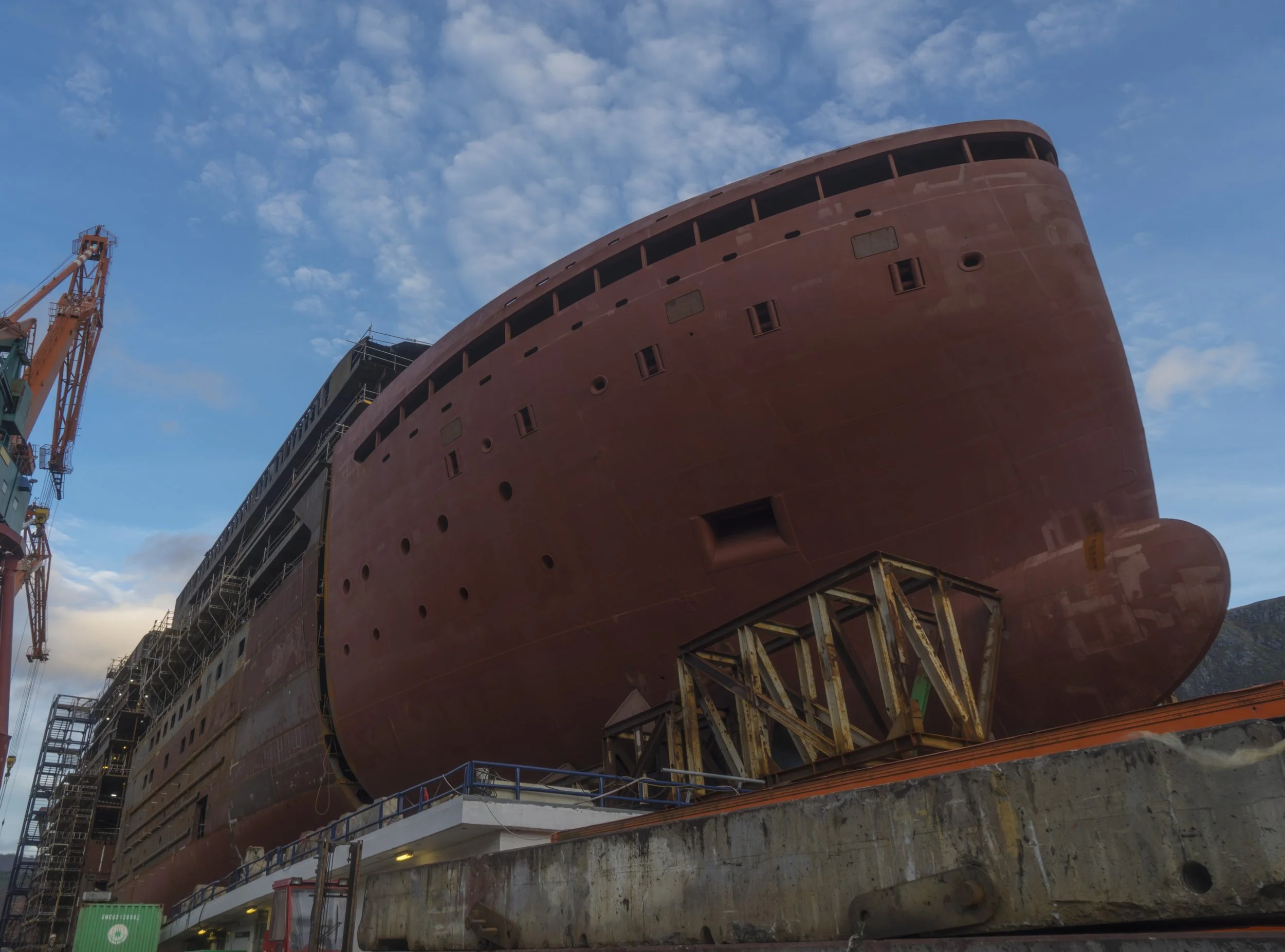 Bygging av forsvarets Standardfartøy ved Norske verft er lønnsomt