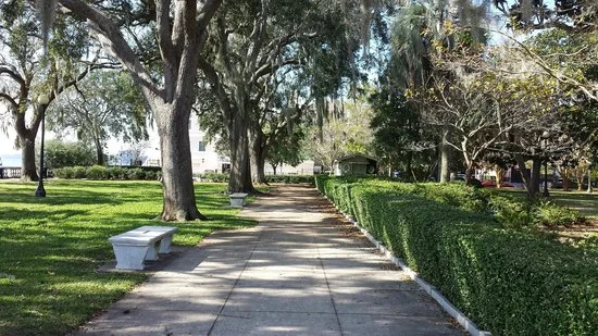 Riverside-Avondale Neighborhood.jpg
