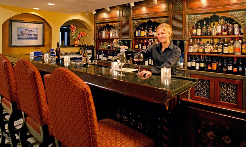 Aviles Restaurant and Lounge