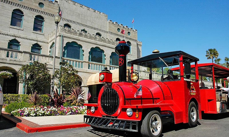Ripley's Red Train Tours