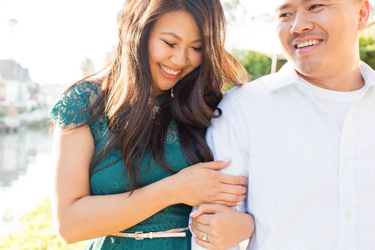 thevondys.com | Engagements at the Venice Canals | Southern California Engagement Photography | The Vondys