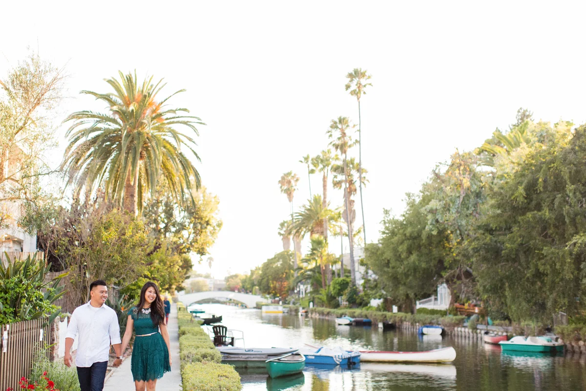 thevondys.com | Engagements at the Venice Canals | Southern California Engagement Photography | The Vondys