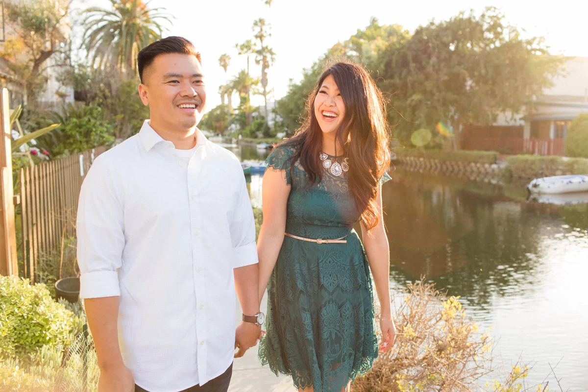 thevondys.com | Engagements at the Venice Canals | Southern California Engagement Photography | The Vondys