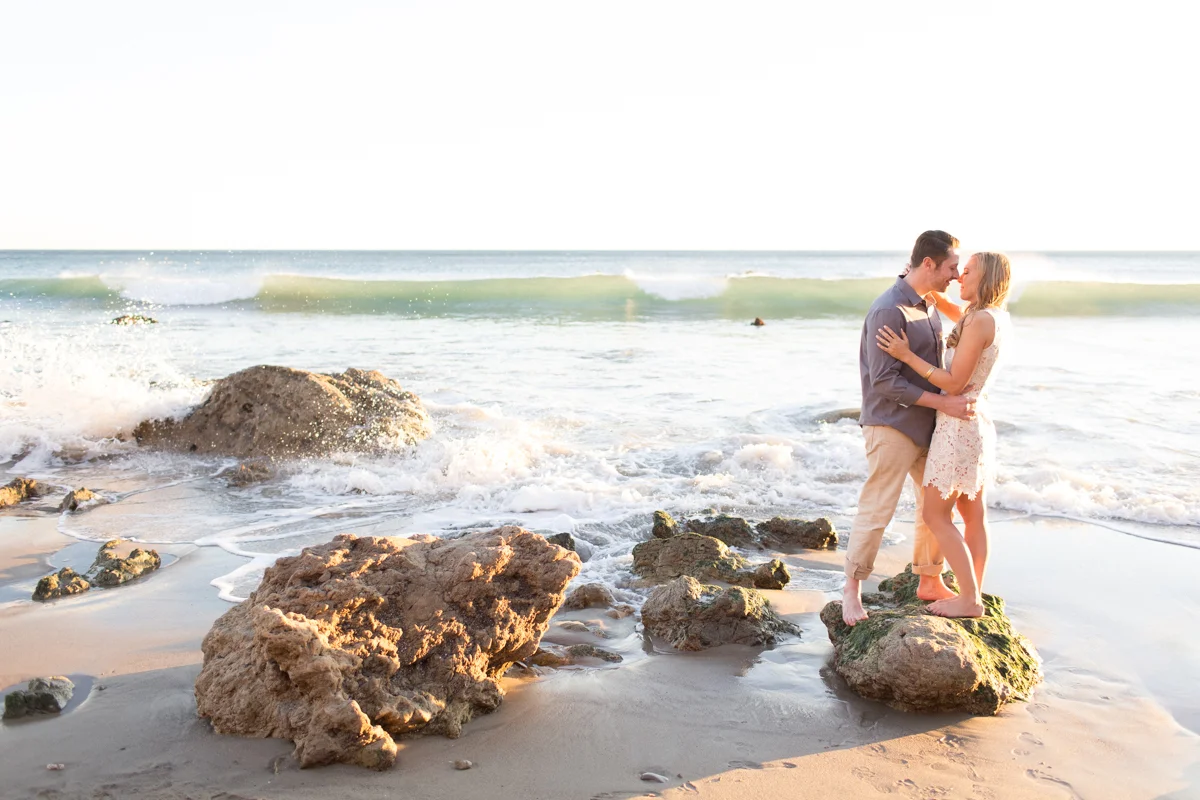thevondys.com | Engagements at El Matador State Beach | The Vondys Engagement Photography | Southern California Wedding Photographer