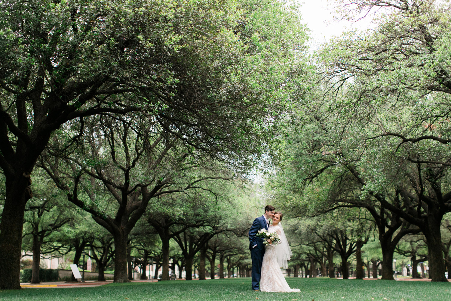 thevondys.com | Dallas Museum of Art Wedding | Dallas Wedding Photography | The Vondys