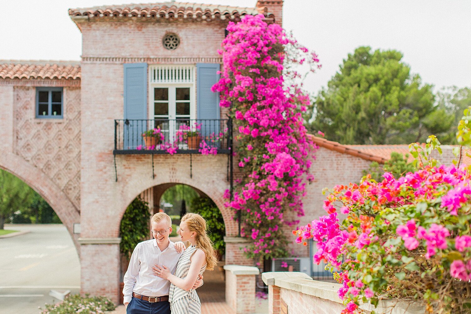 Palos Verdes Wedding Photographer | Malaga Cove Plaza Engagement Photography |  thevondys.com