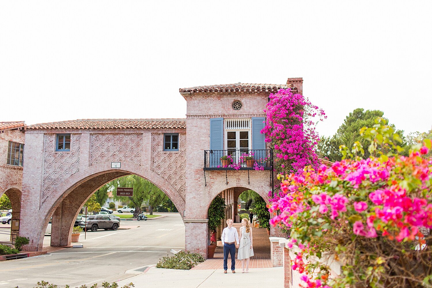 Palos Verdes Wedding Photographer | Malaga Cove Plaza Engagement Photography |  thevondys.com