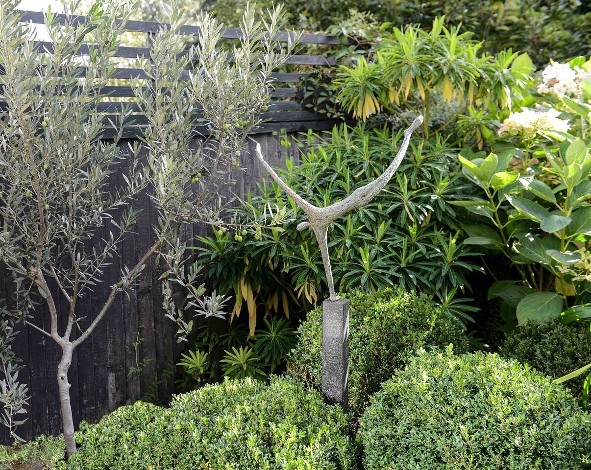 No garden is too small for sculpture - Higher in the borders 
#gardensculpture #sculpture #gardendesign #gardenplanning #bronzesculpture #sculptor #michaelspeller #gardenplanning #figurativesculpture