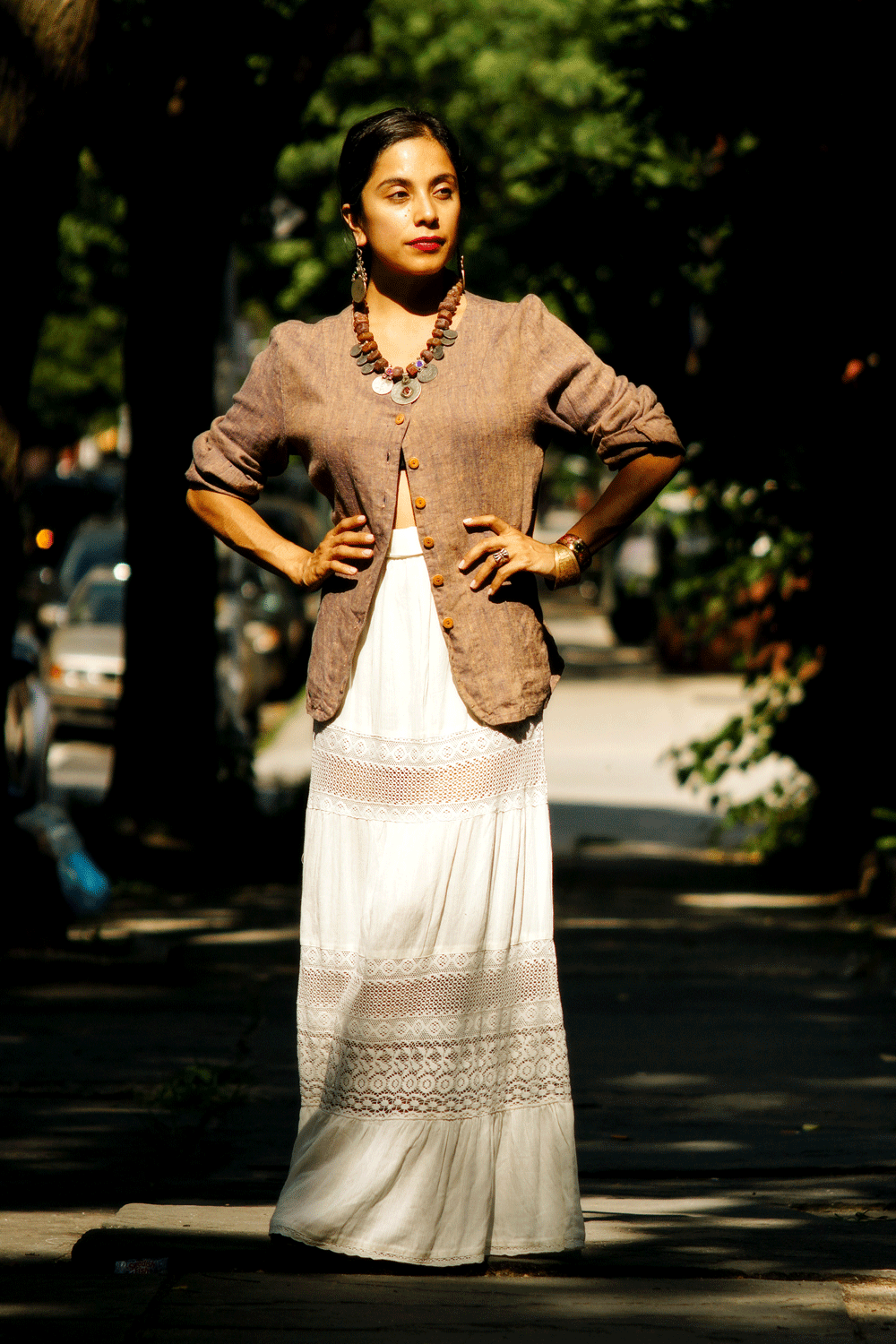 Fennimas-Kush-Necklace-model-Mariyam-Nayeri.png