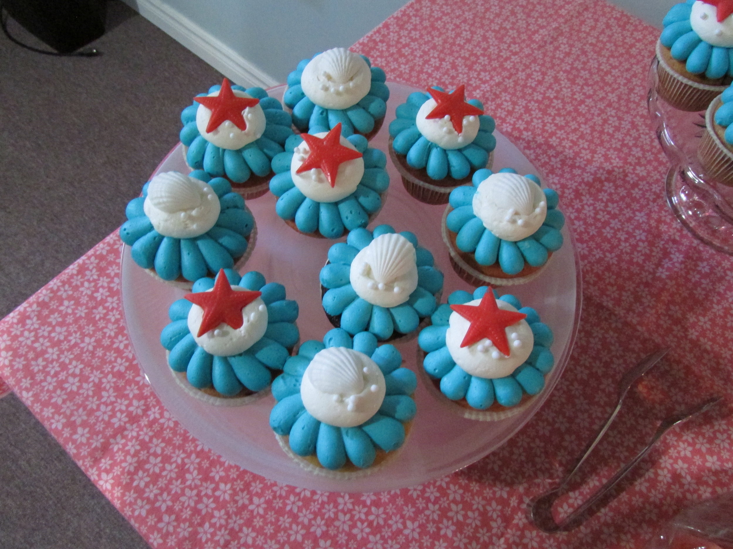 Customer Cupcakes1.jpg