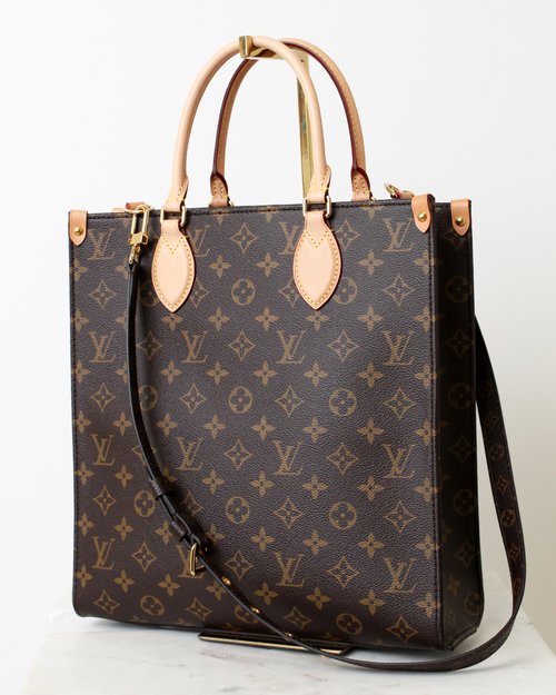 Louis Vuitton On My Side MM Shoulder Bag — Otra Vez Couture