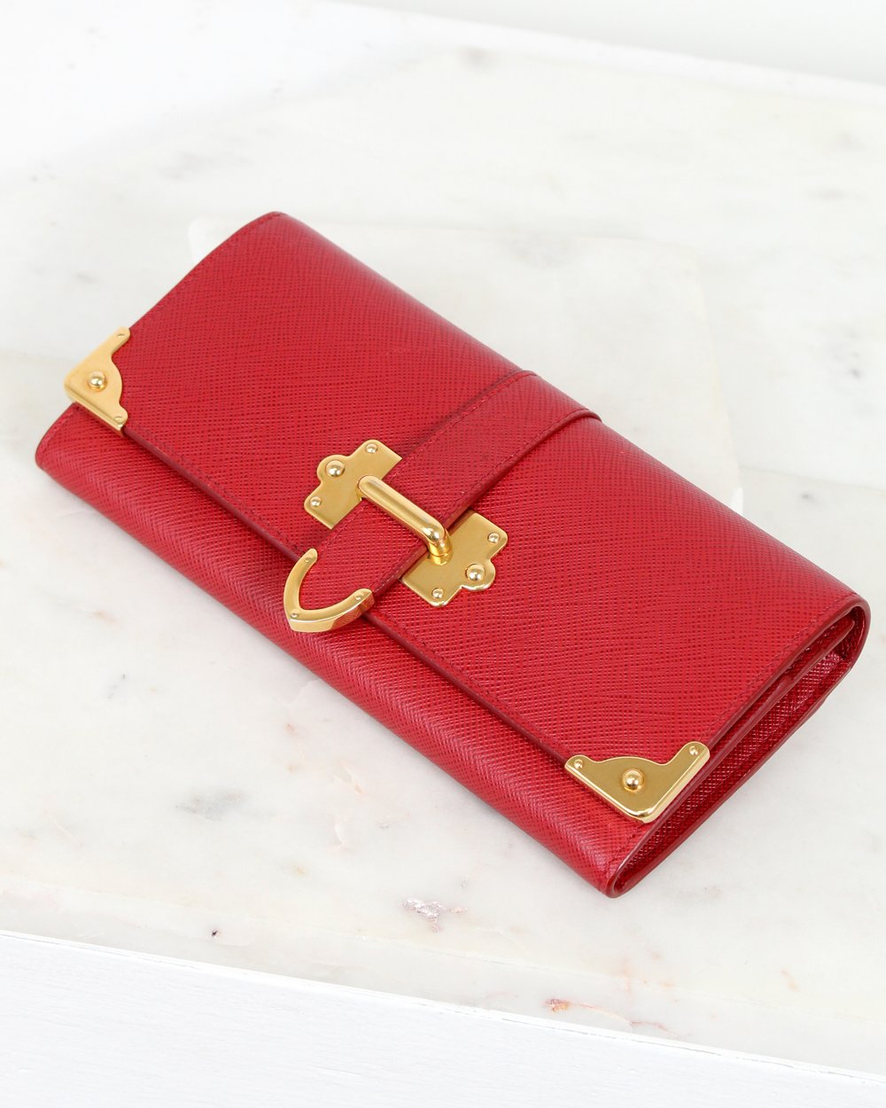 Louis Vuitton Monogram Porte-Papier Zip Compact Wallet ○ Labellov ○ Buy and  Sell Authentic Luxury