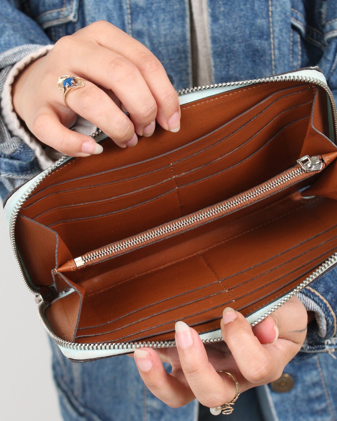 leather women's louis vuitton wallet