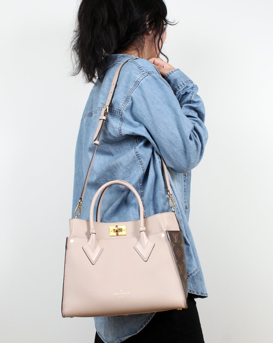 Louis Vuitton On My Side MM Shoulder Bag — Otra Vez Couture