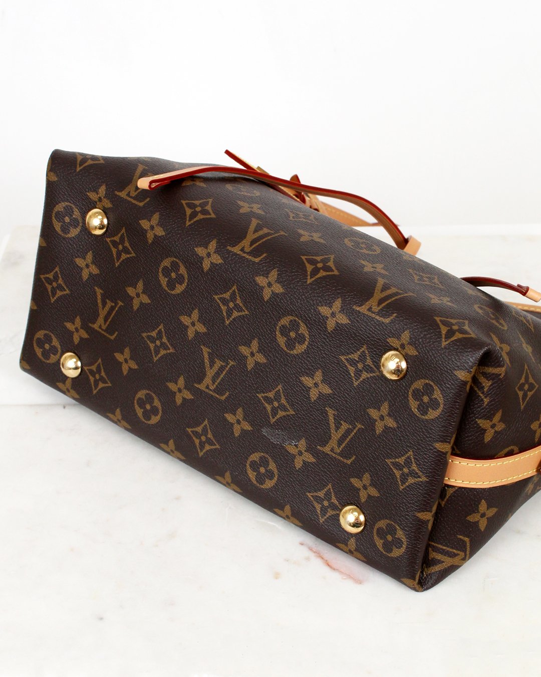 Louis Vuitton Carryall PM Monogram Shoulder Bag — Otra Vez Couture  Consignment